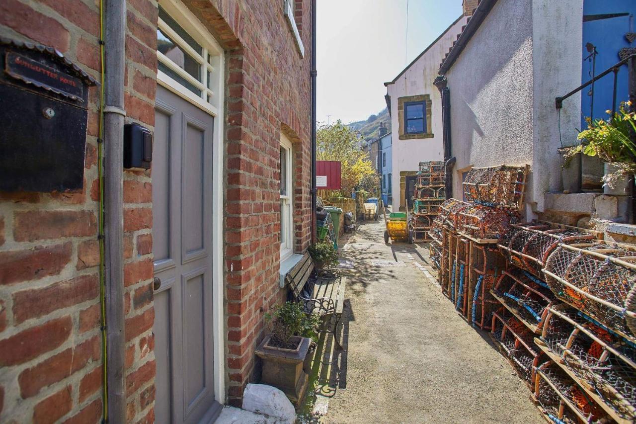 Host & Stay - Gun Gutter House Staithes Exterior photo